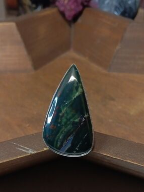 Teardrop Bloodstone Statement Ring - Green & Red Teardrop Cabochon